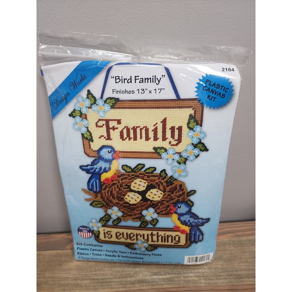 Vtg Design Works Birds FAMILY IS EVERYTHING 13" x 17" Plastic Canvas Kit